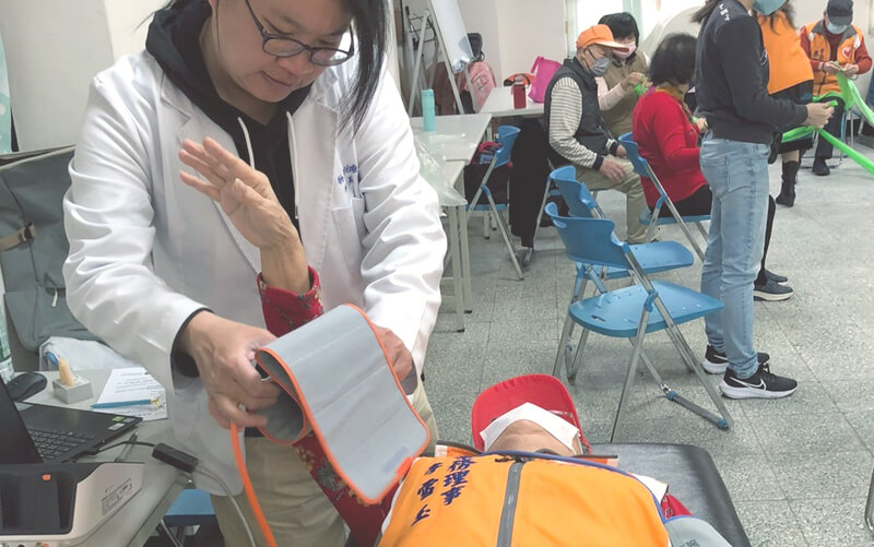 瓊泰社區血管健康檢測活動_活動現場2